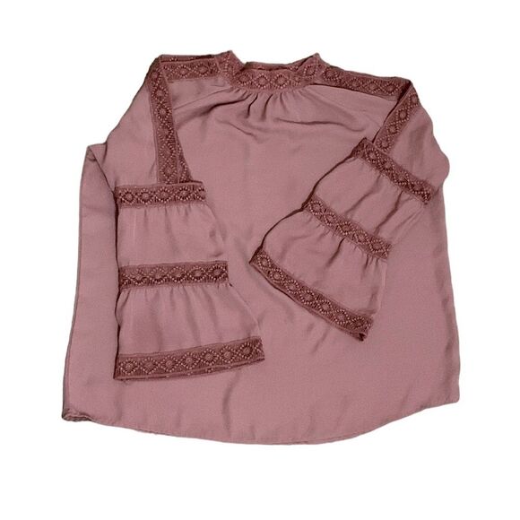 Charlotte Russe | Mauve Pink Cold Shoulder Lace trim Feminine Blouse Top Shirt - Picture 4 of 12